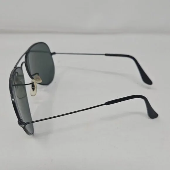 Vintage 1970s Ray Ban Aviator Pilot Outdoorsman Sunglasses w/ Case Bausch Lomb VINTAGE 1970 main image 2